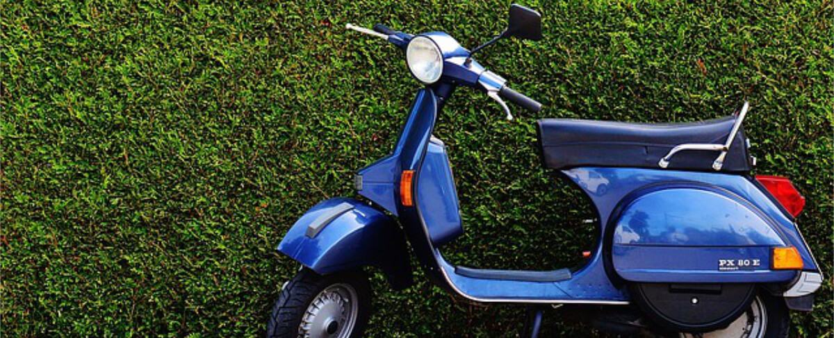 E-Roller, Mofas & Co. Jetzt Versicherungskennzeichen erneuern